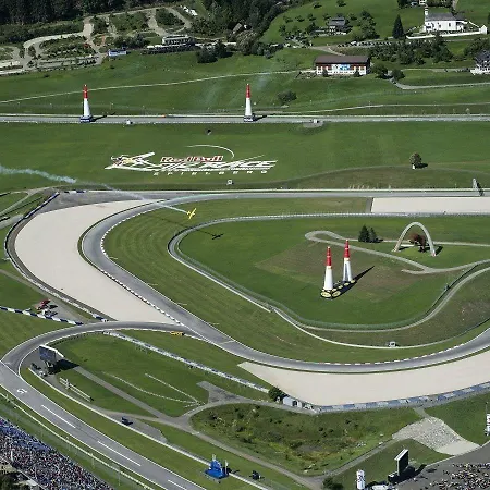 Tauroa Schoenberghof Spielberg 여관 4*