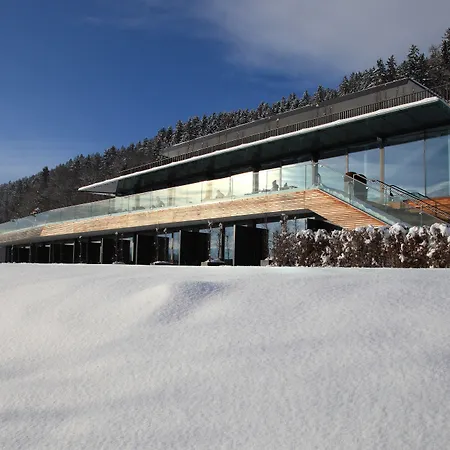 Wiedereroeffnung - Tauroa Schoenberghof Spielberg Spielberg Bei Knittelfeld