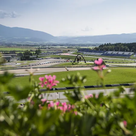 Tauroa Schoenberghof Spielberg Spielberg Bei Knittelfeld