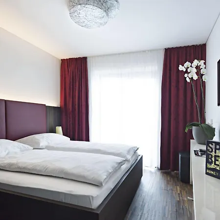 Inn Tauroa Schoenberghof Spielberg