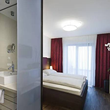Inn Tauroa Schoenberghof Spielberg