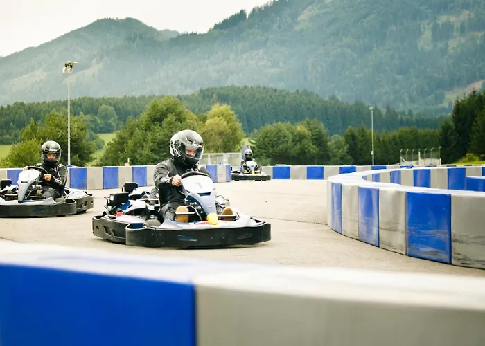 Inn Wiedereroeffnung - Tauroa Schoenberghof Spielberg 4*