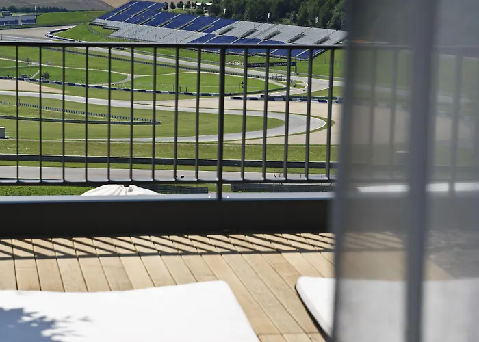 Schönberghof&gästehaus Enzinger Gasthof 4*