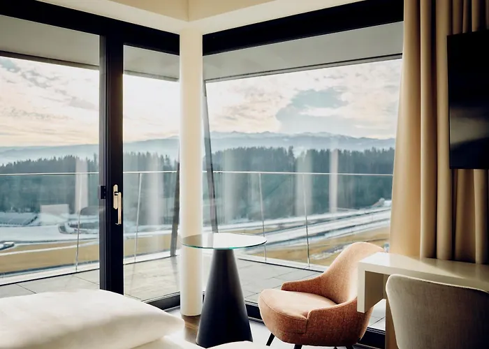 Gasthof Schönberghof&gästehaus Enzinger 4*