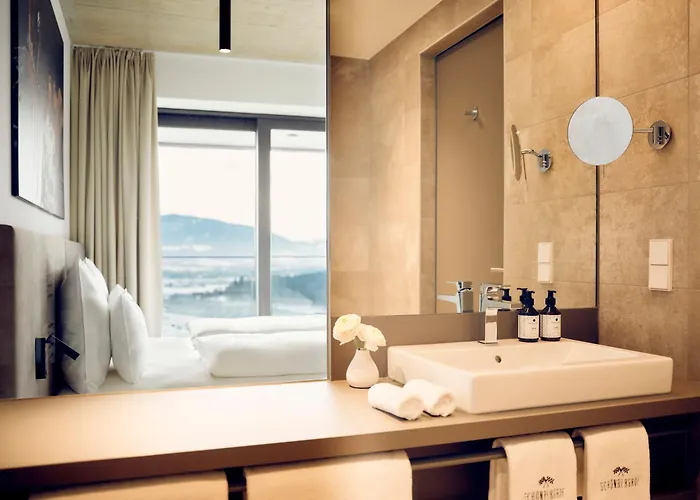 Wiedereroeffnung - Tauroa Schoenberghof Spielberg 4*