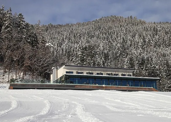 Inn Wiedereroeffnung - Tauroa Schoenberghof Spielberg 4*