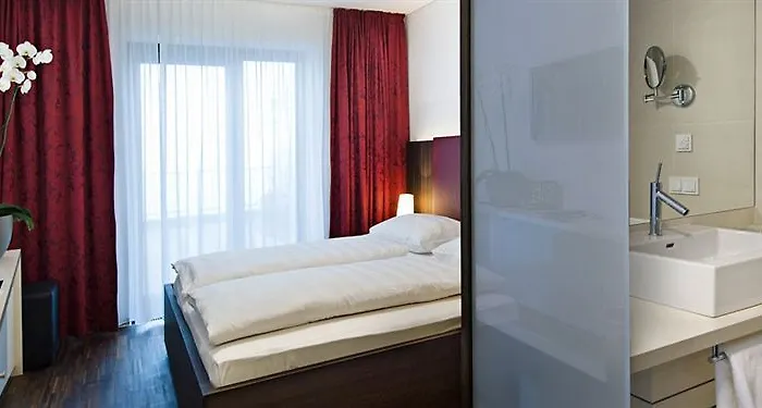 Wiedereroeffnung - Tauroa Schoenberghof Spielberg Inn