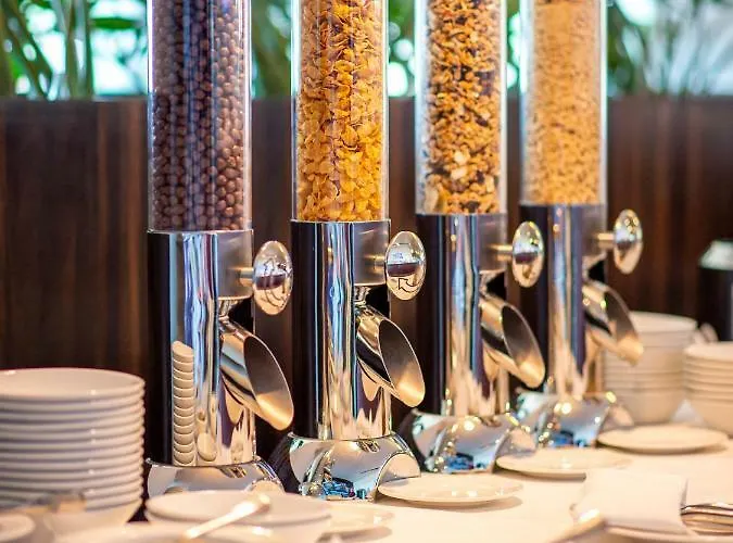 Inn Wiedereroeffnung - Tauroa Schoenberghof Spielberg 4*